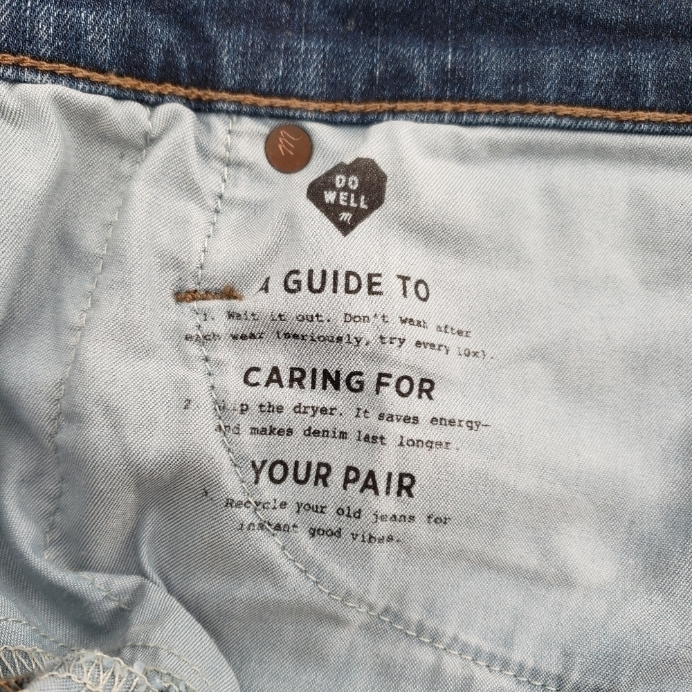 Madewell 9" Mid-Rise Skinny Jeans in Hayes Wash: Button-Front Edition, - Picture 11 of 11